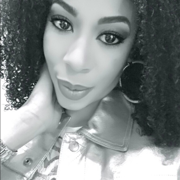 Meet your Posher, Joy - Picture 1 of 1